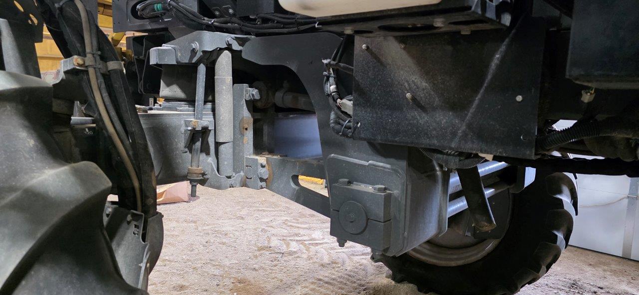 2019 RoGator RG1300C Sprayer/High Clearance