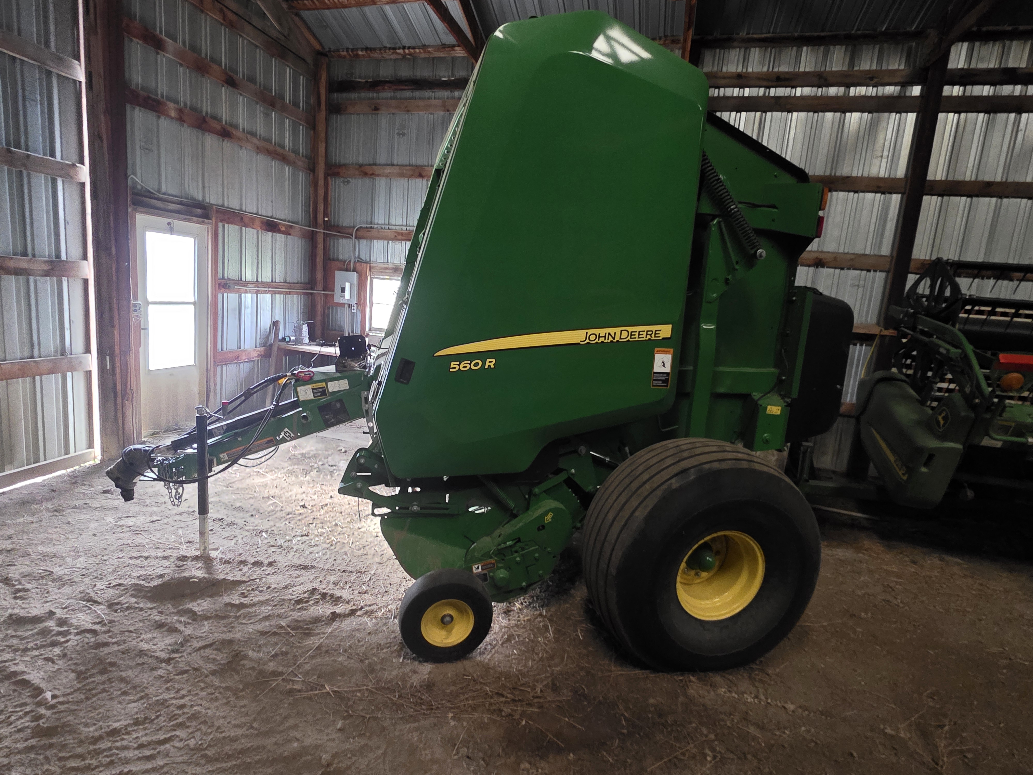 2023 John Deere 560R Baler/Round
