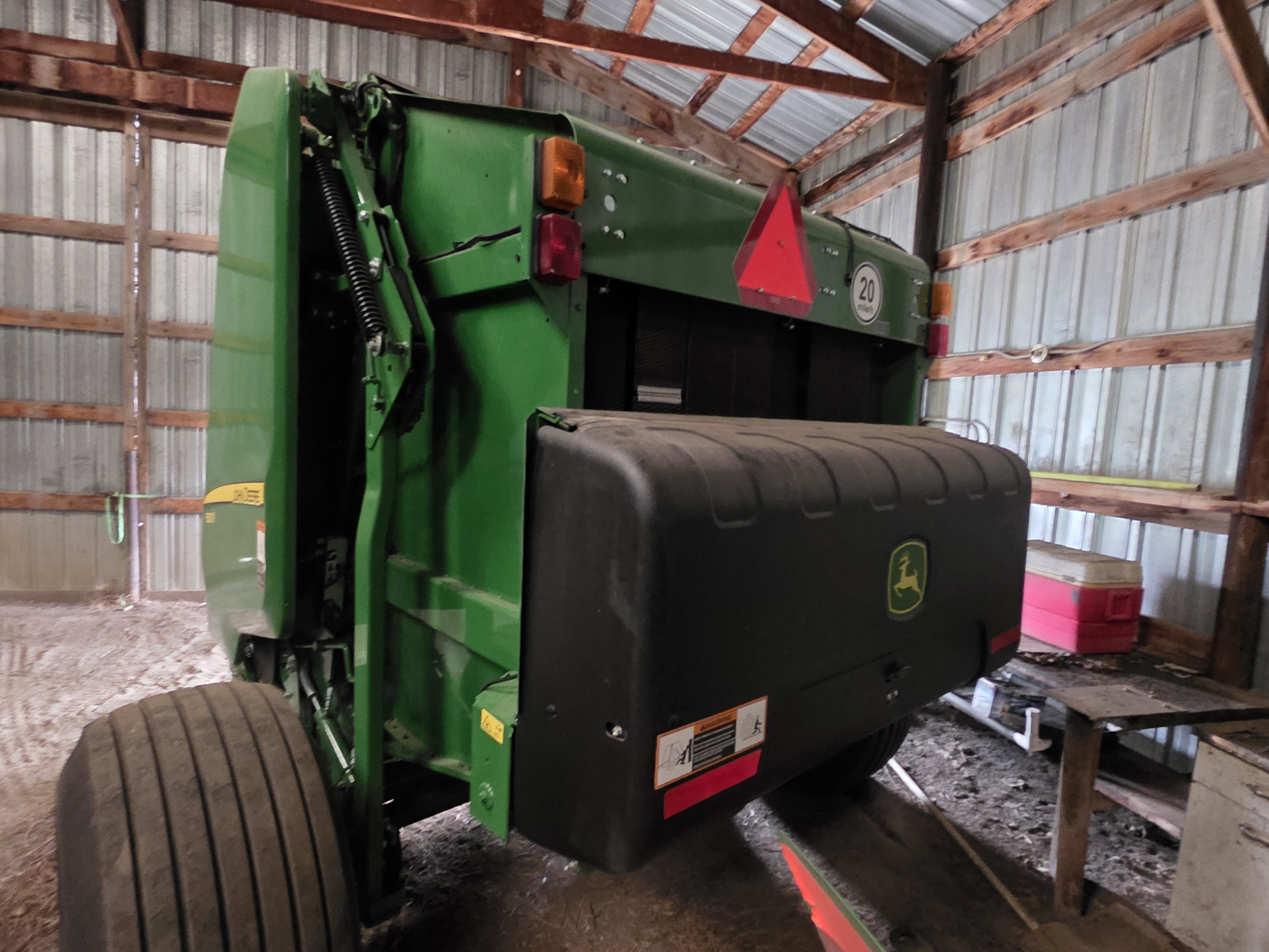 2023 John Deere 560R Baler/Round