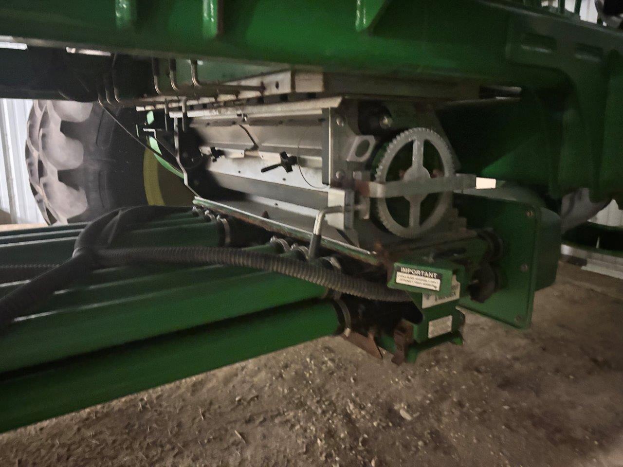 2013 John Deere 1870 Air Seeder