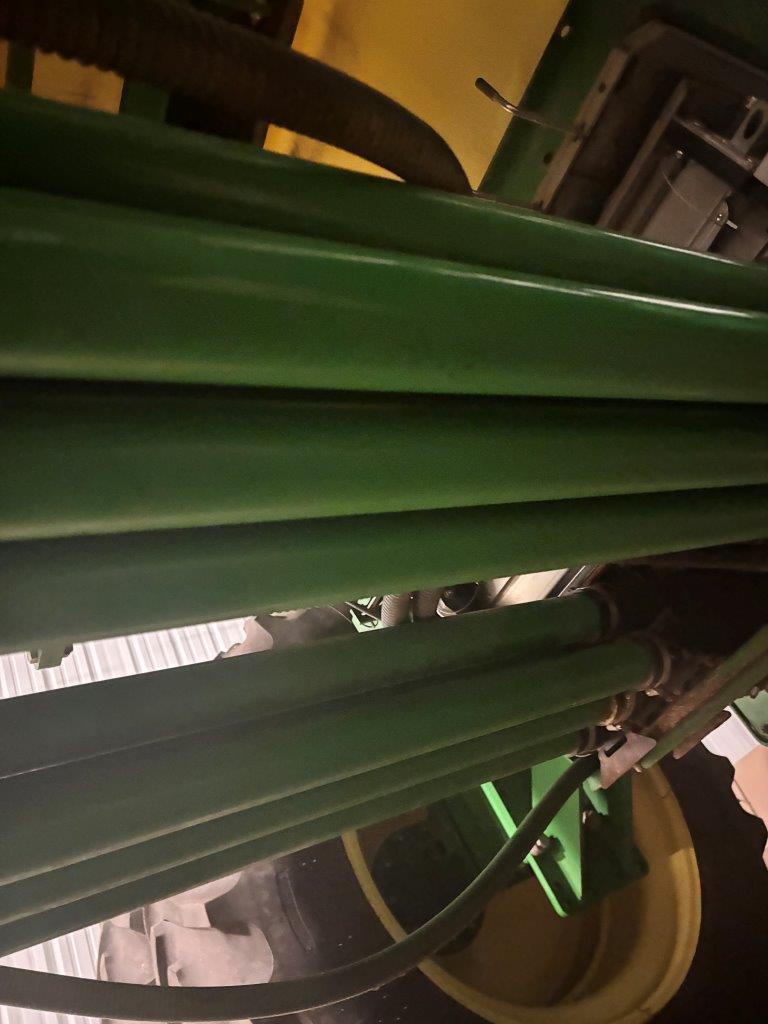 2013 John Deere 1870 Air Seeder
