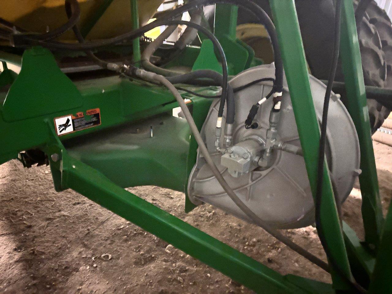 2013 John Deere 1870 Air Seeder