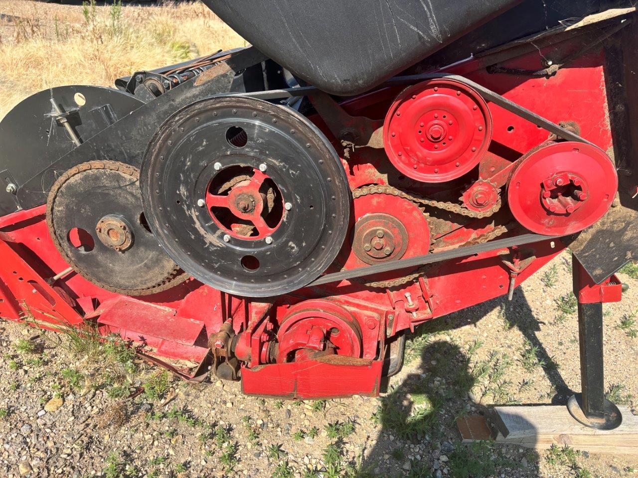 2011 Case IH HDX182 Header Hay