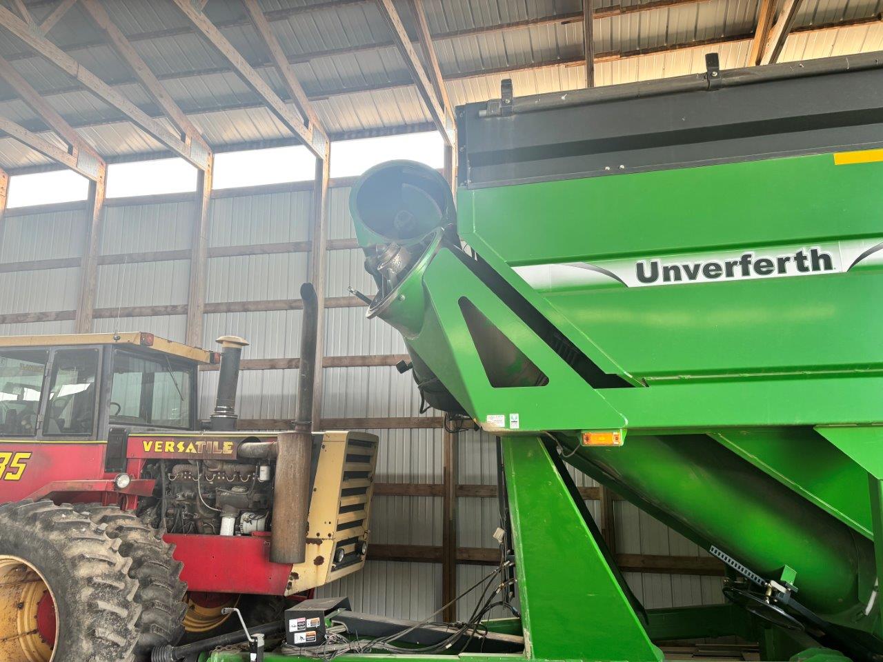 2010 Unverferth 1115 Grain Cart