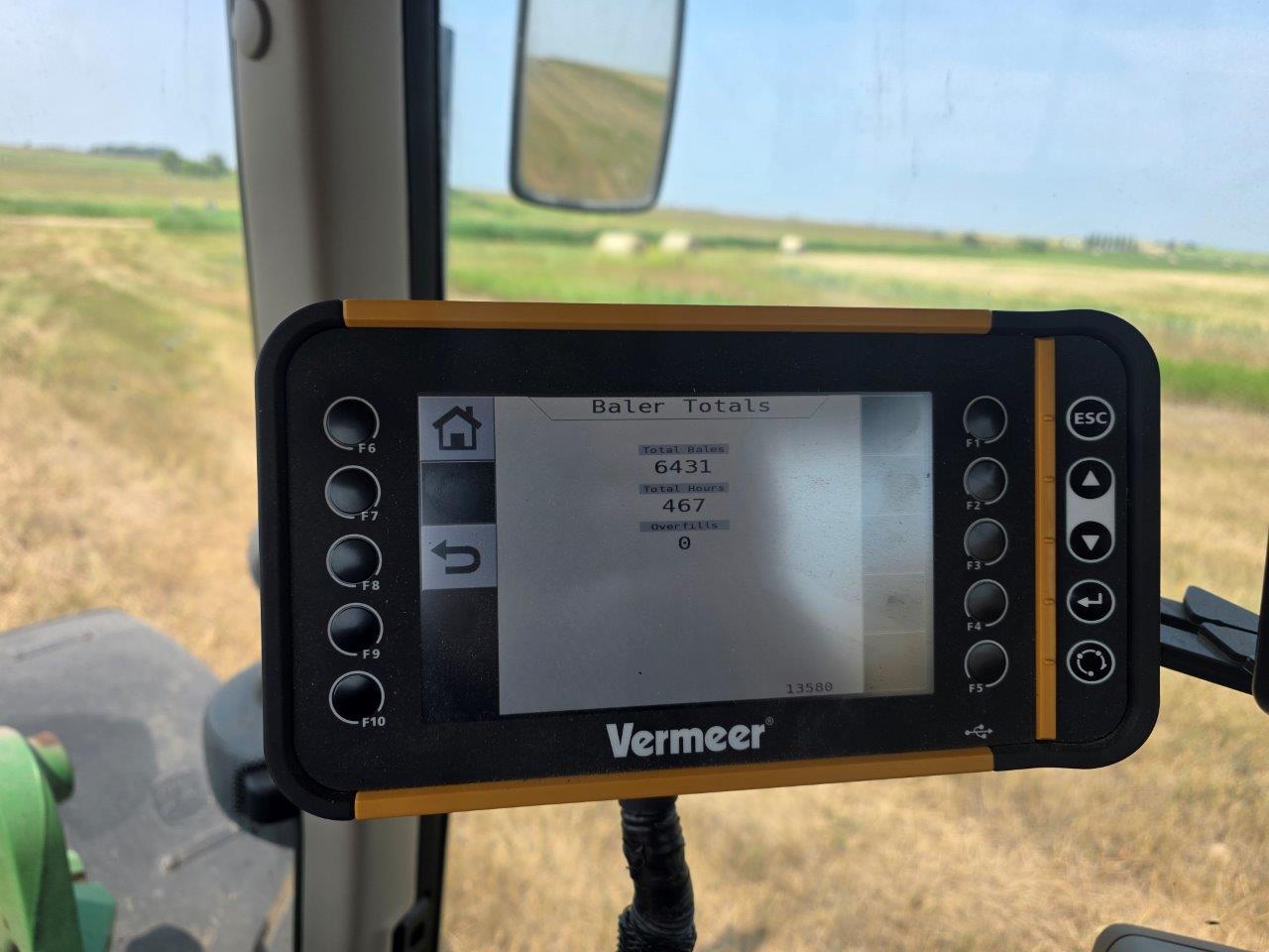 2021 Vermeer 605N Baler/Round
