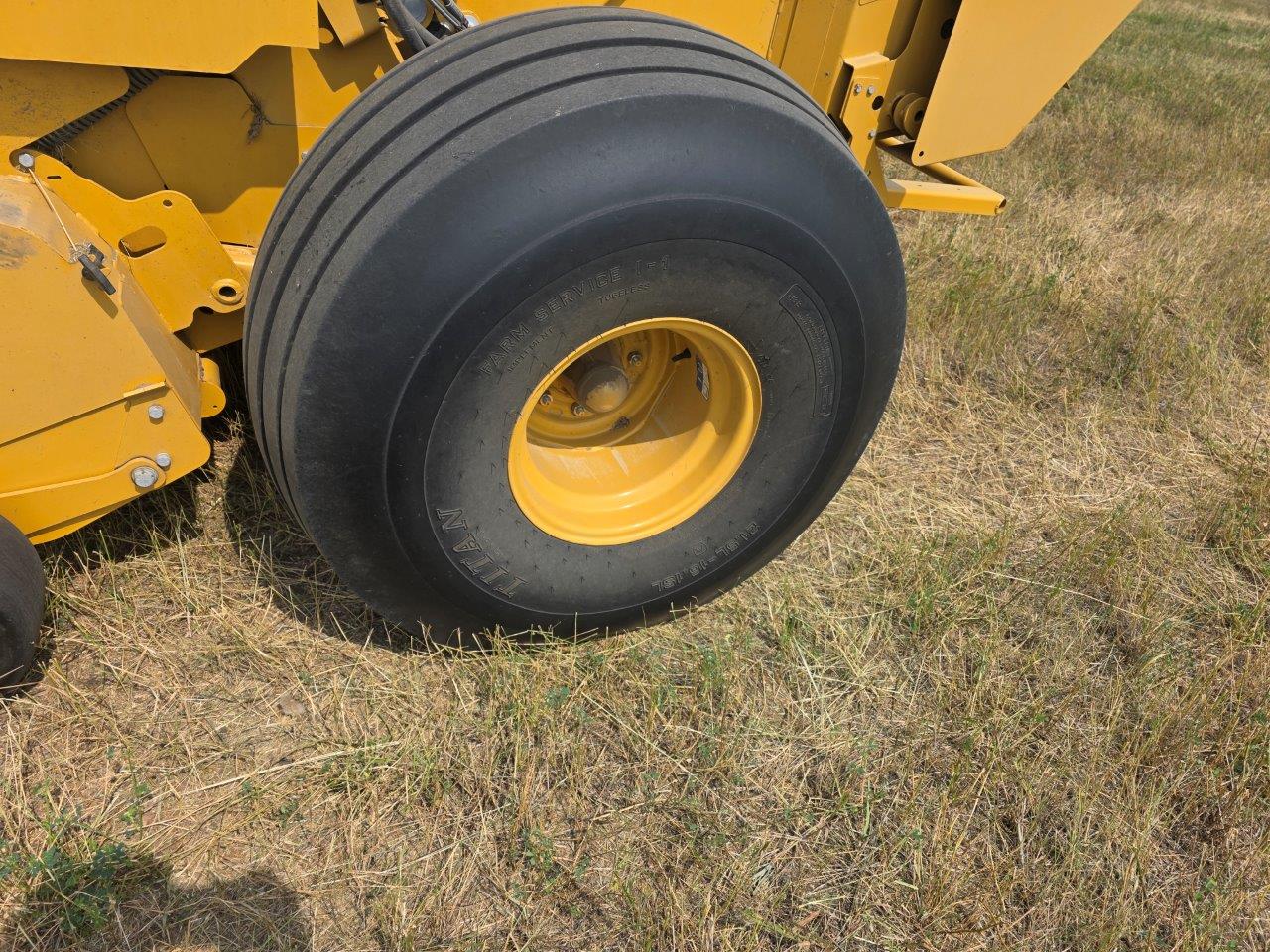 2021 Vermeer 605N Baler/Round