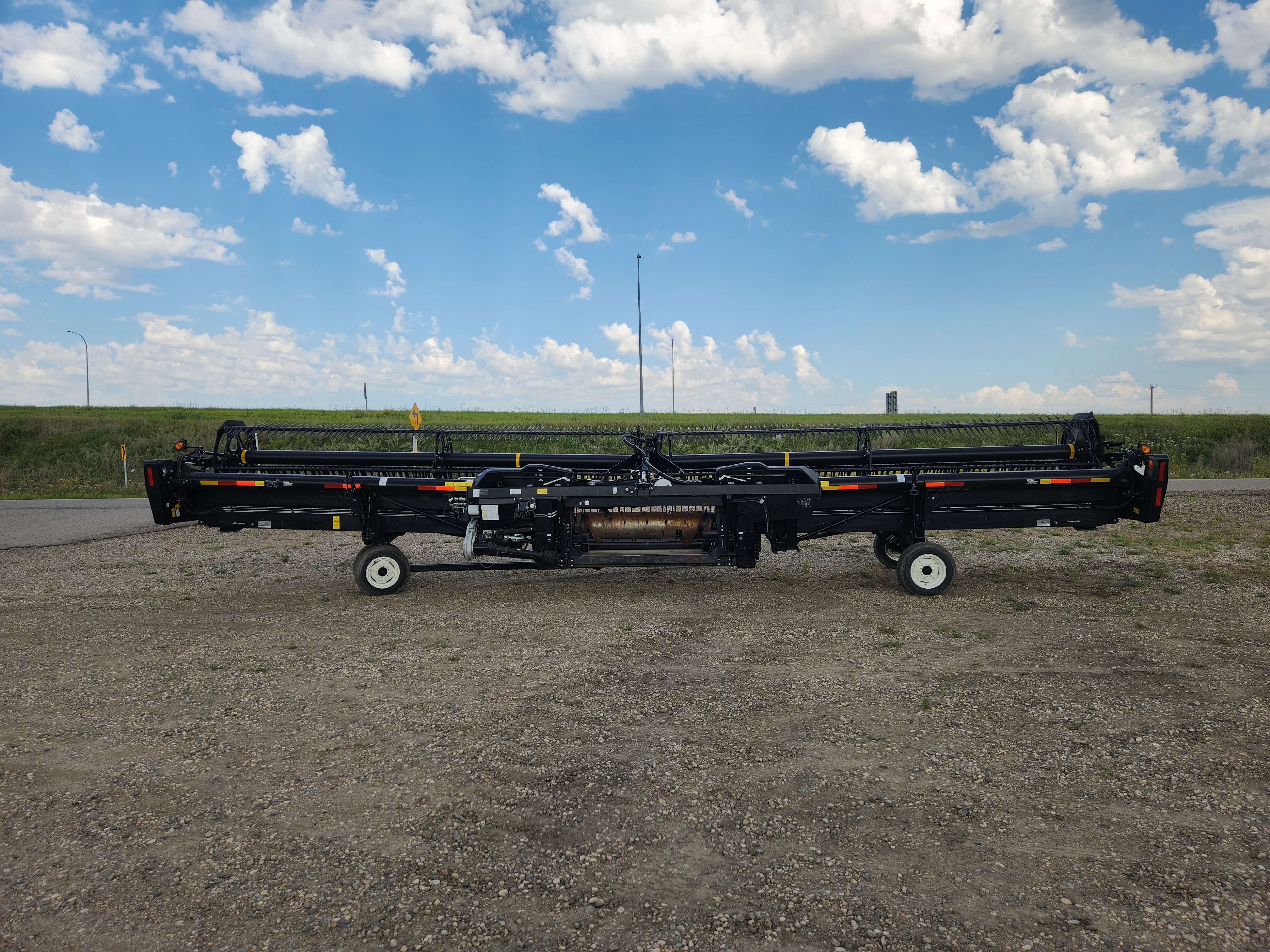 2018 MacDon FD140 Header Draper