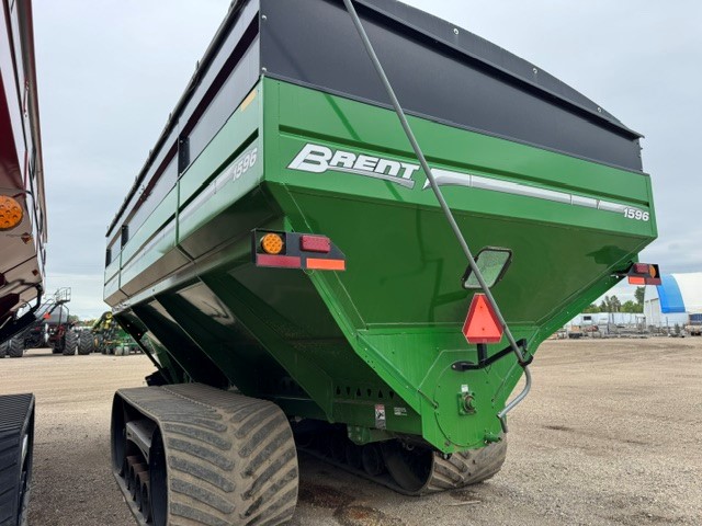 2019 Brent 1596 Grain Cart