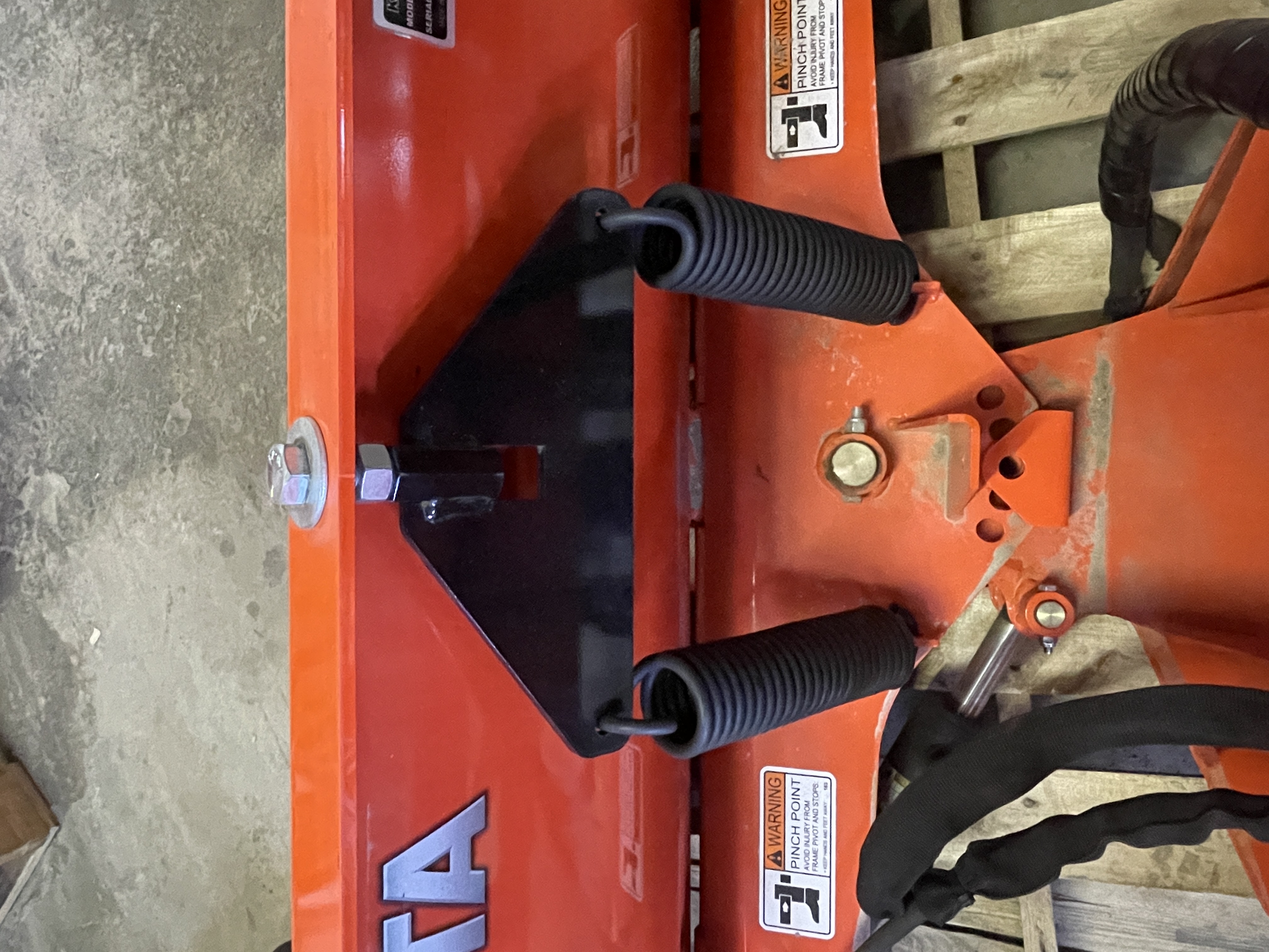 Kubota B2672 Blade Front