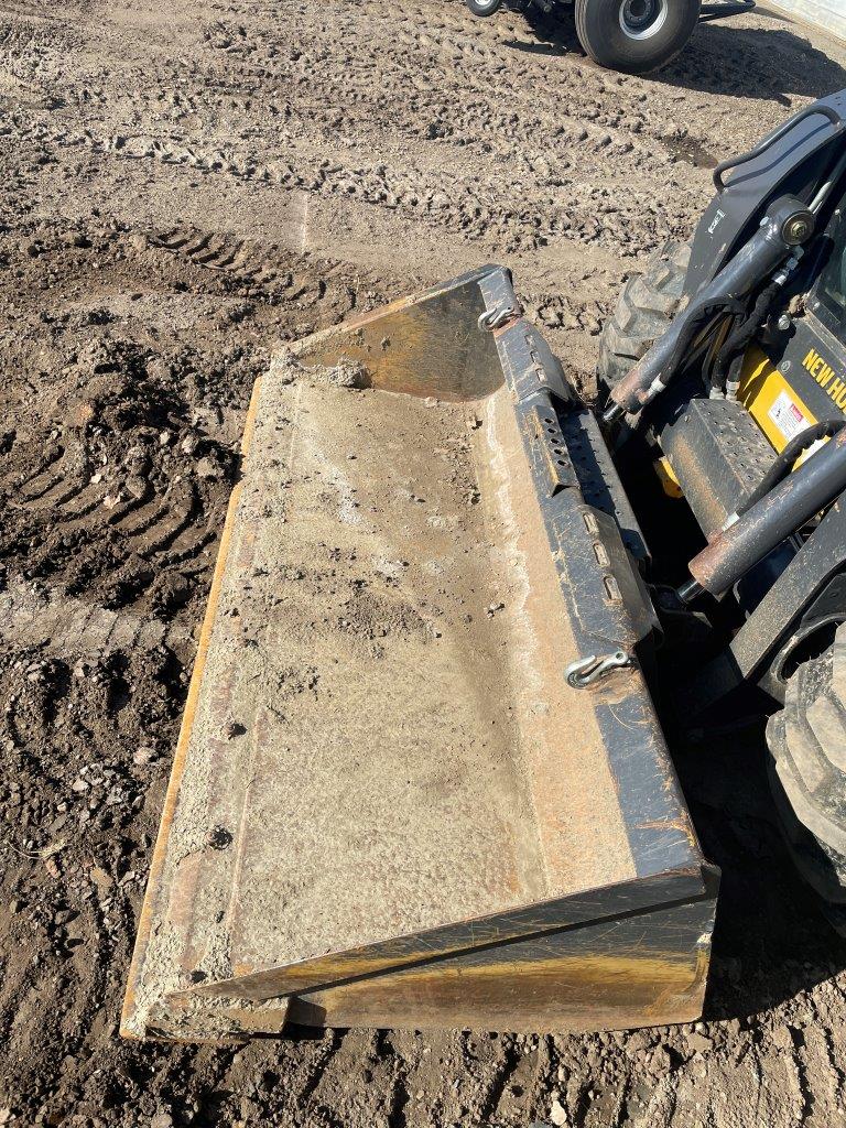 2014 New Holland L230 Skid Steer Loader