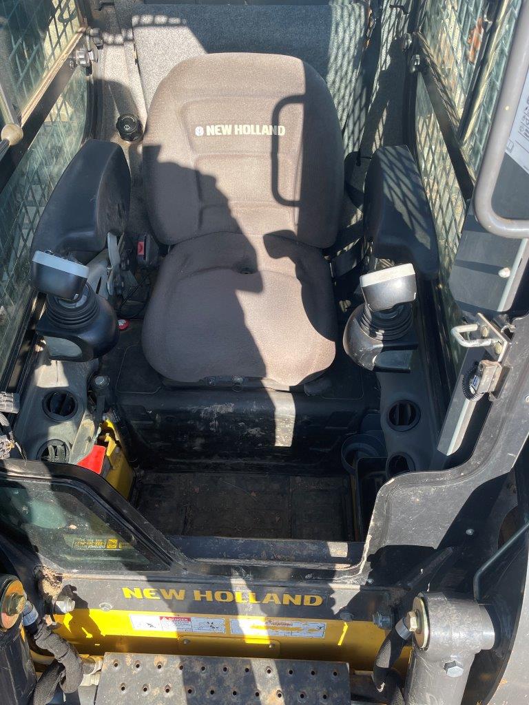 2014 New Holland L230 Skid Steer Loader