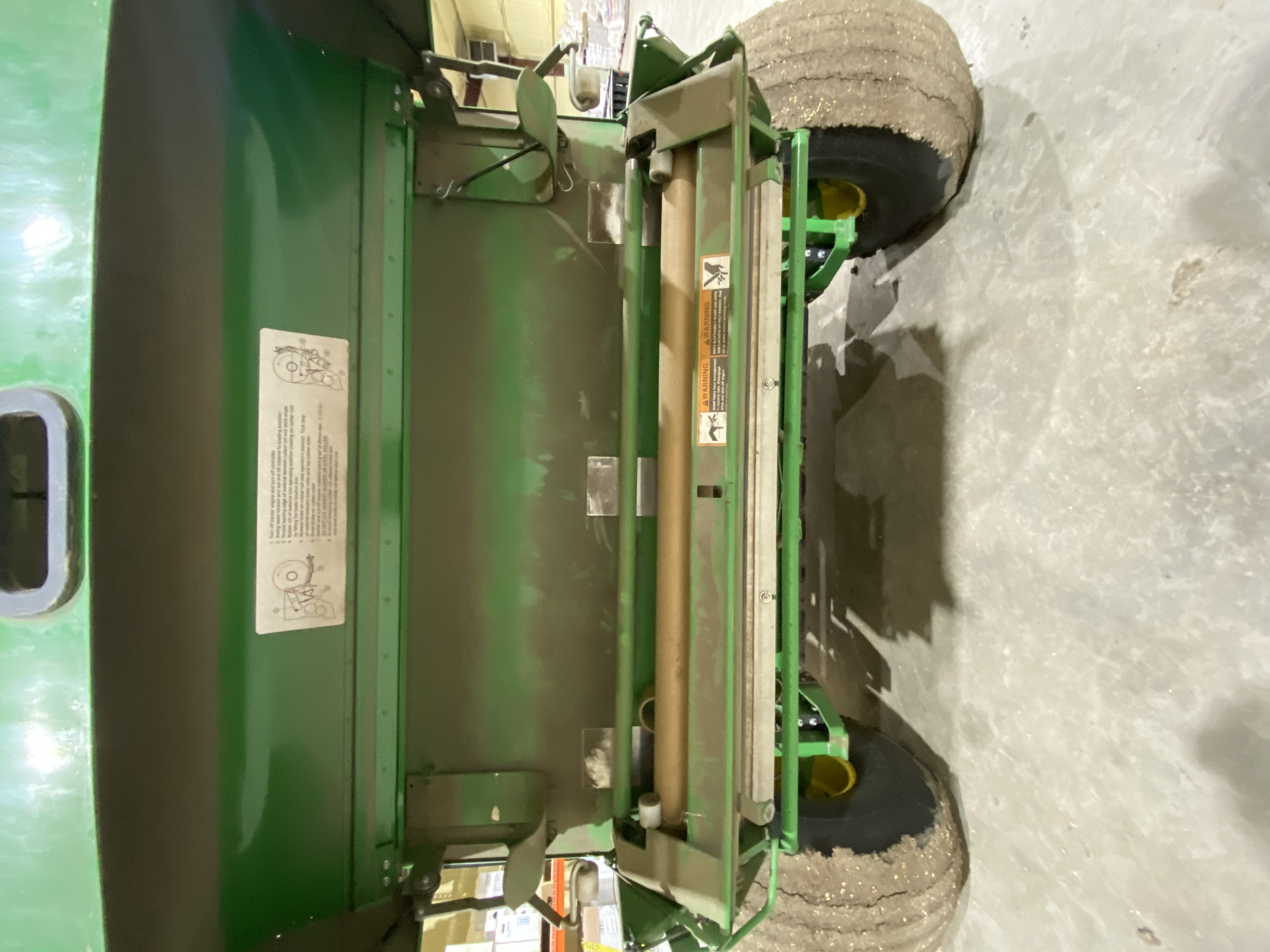 2016 John Deere 569 Baler/Round