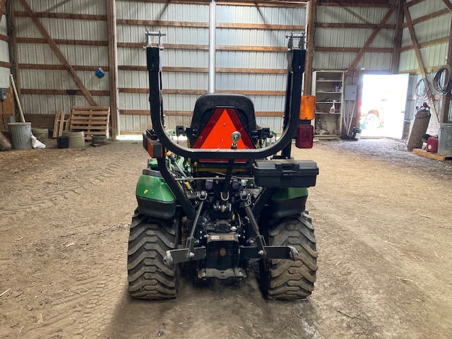 2015 John Deere 1025R Tractor