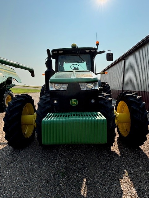 2016 John Deere 8370R Tractor