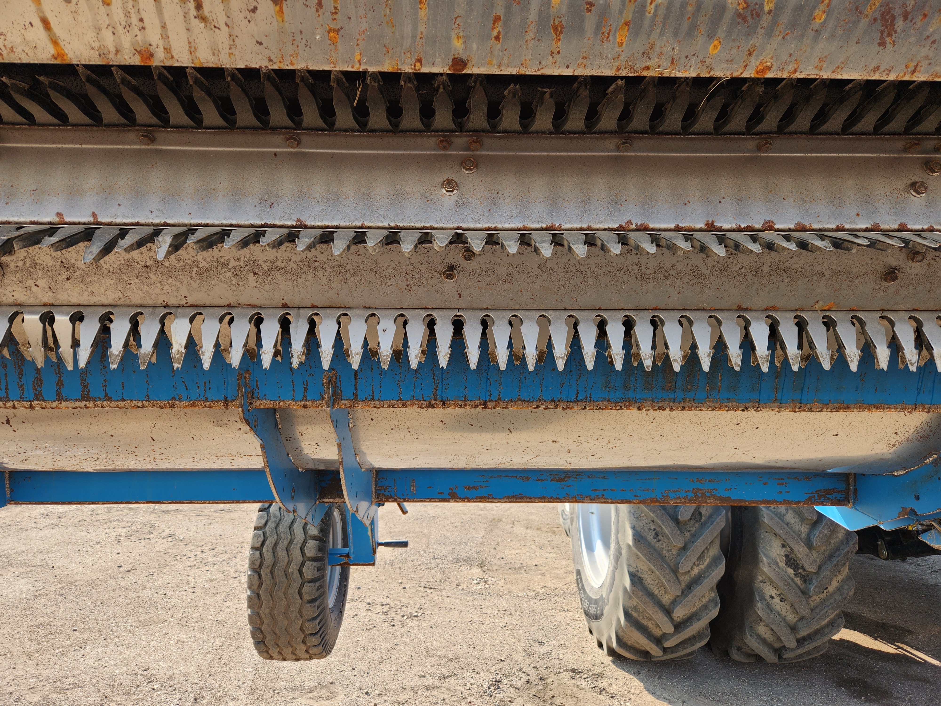 2023 Shelbourne XCS36 Header Rigid