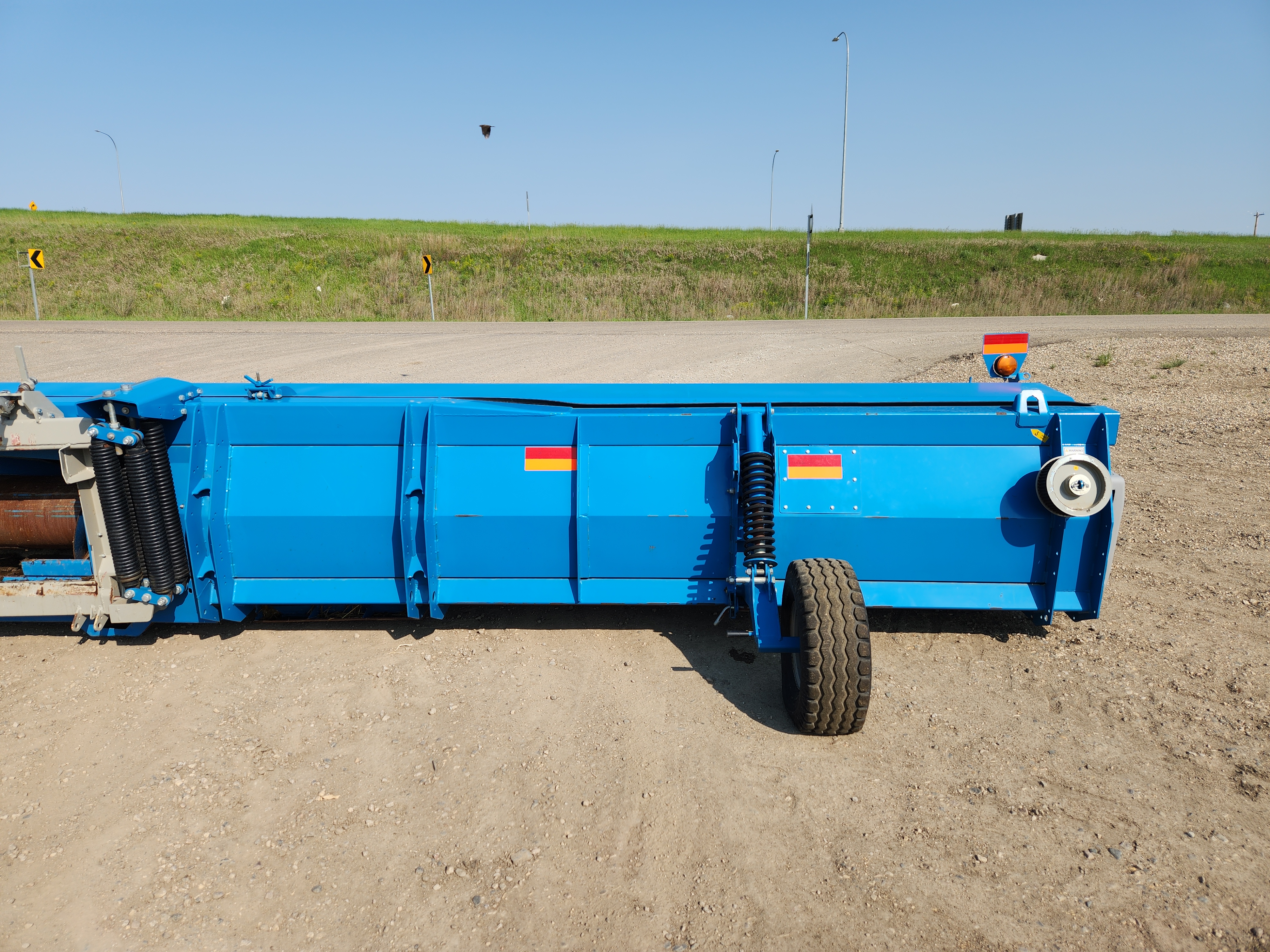 2023 Shelbourne XCS36 Header Rigid