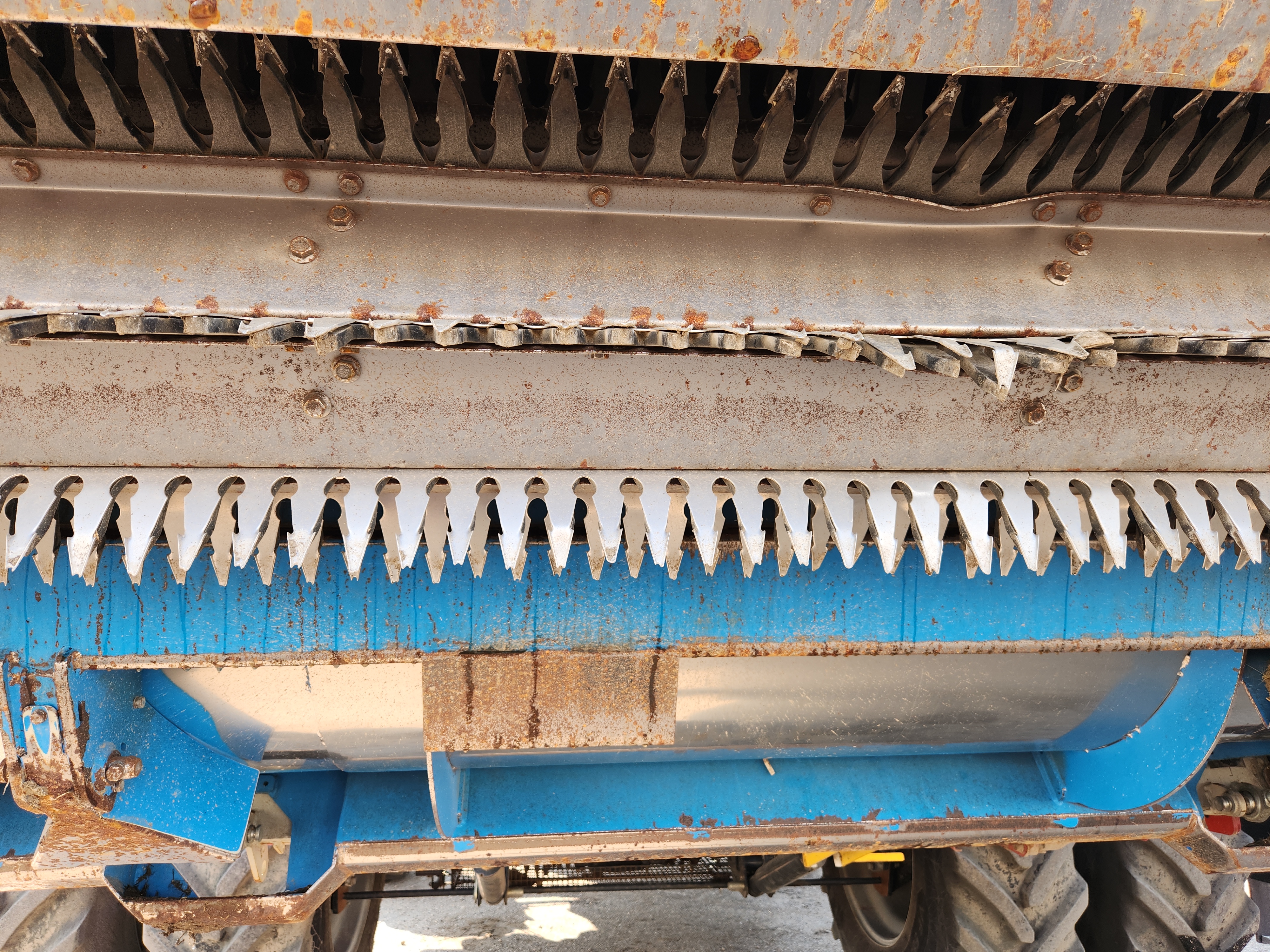 2023 Shelbourne XCS36 Header Rigid