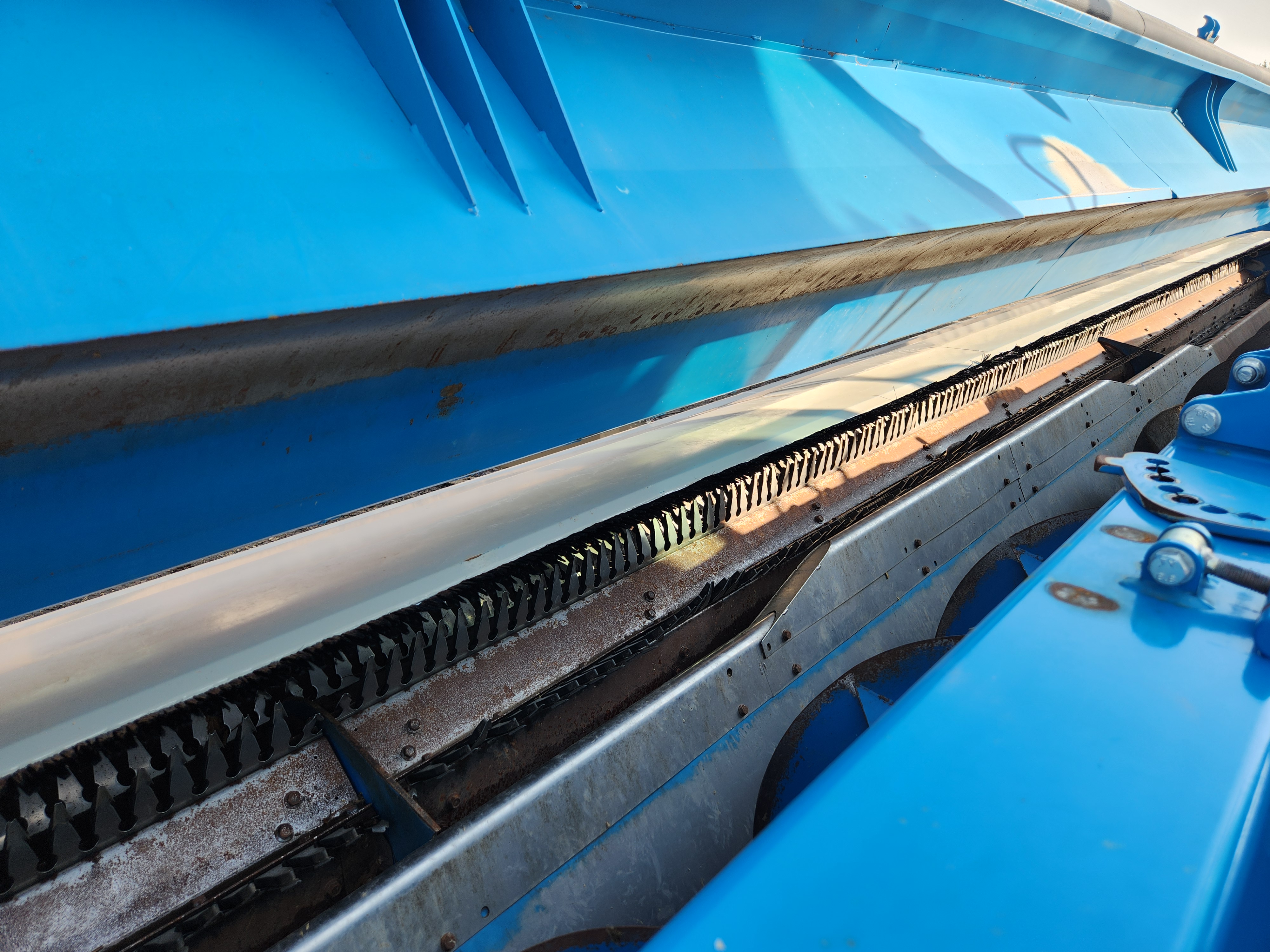 2023 Shelbourne XCS36 Header Rigid