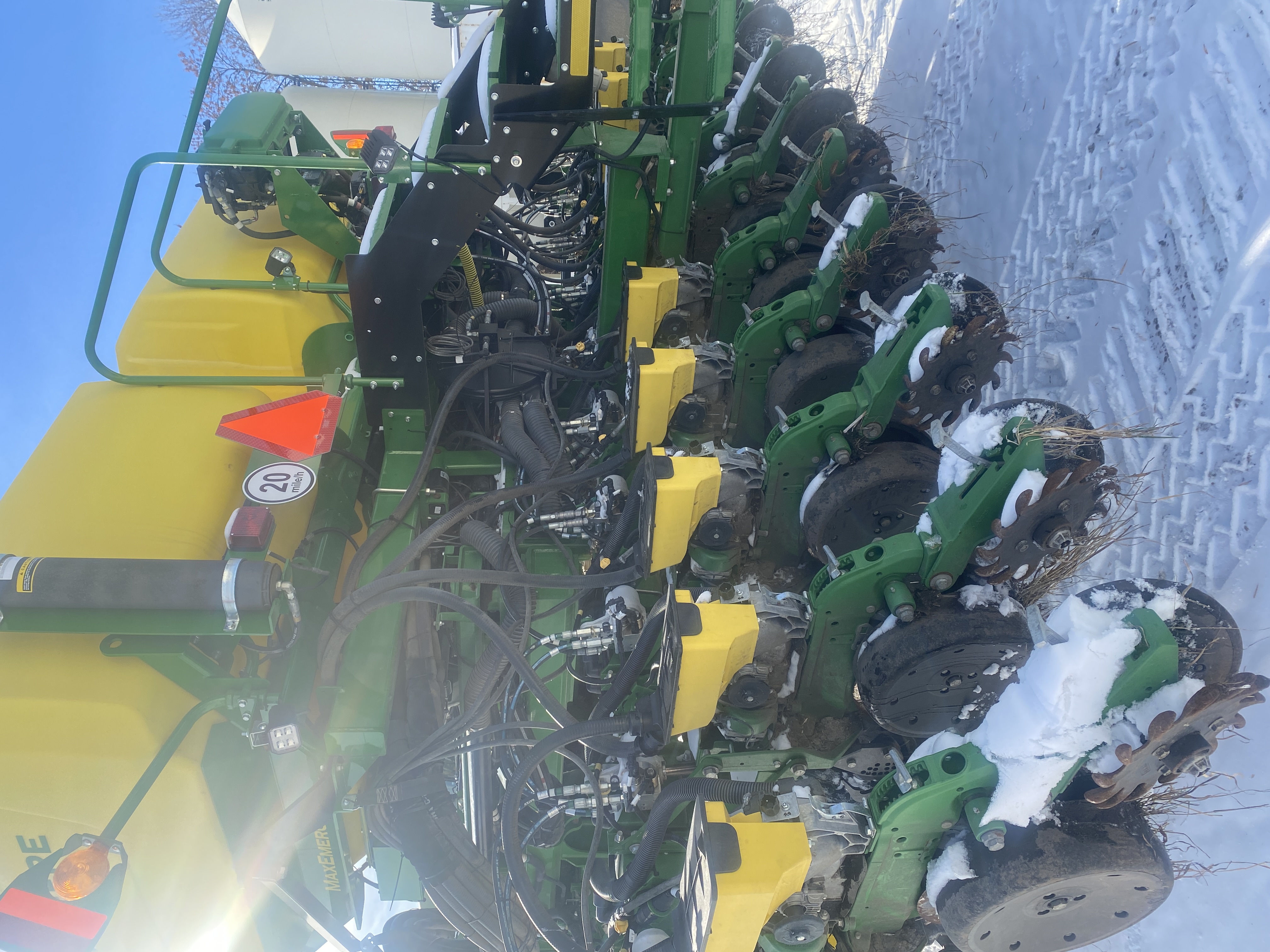 2022 John Deere DB60 Planter