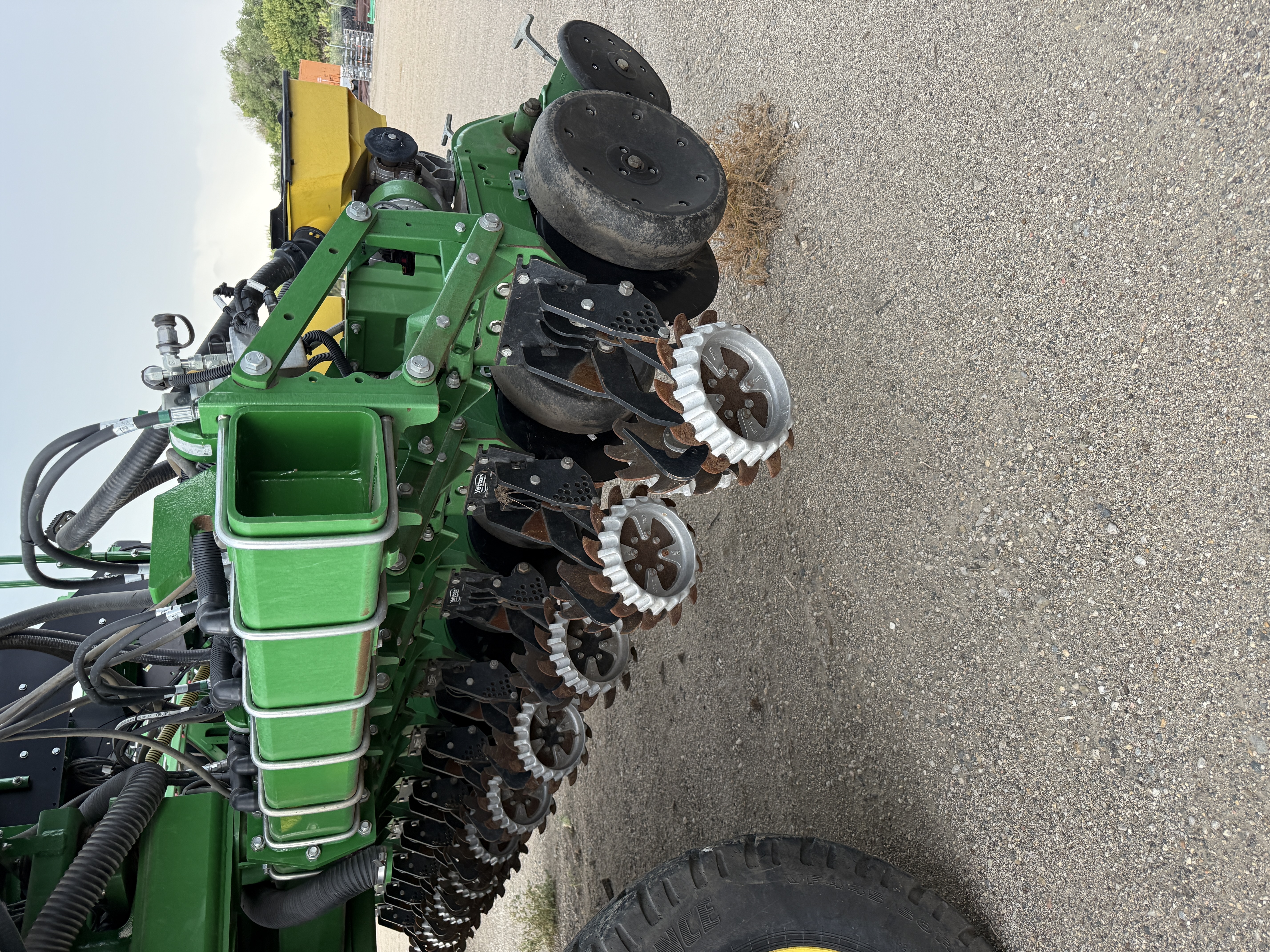 2022 John Deere DB60 Planter