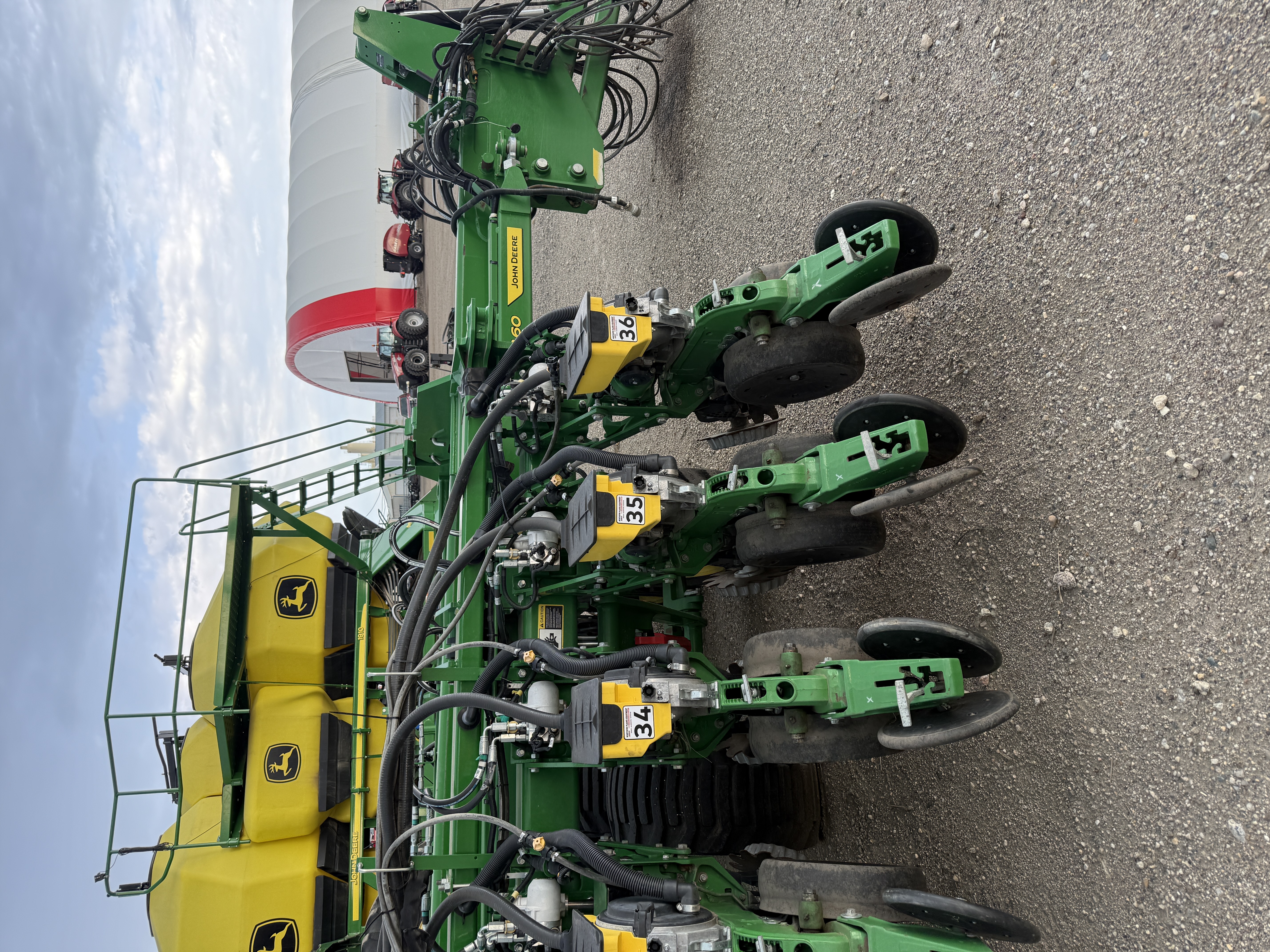 2022 John Deere DB60 Planter
