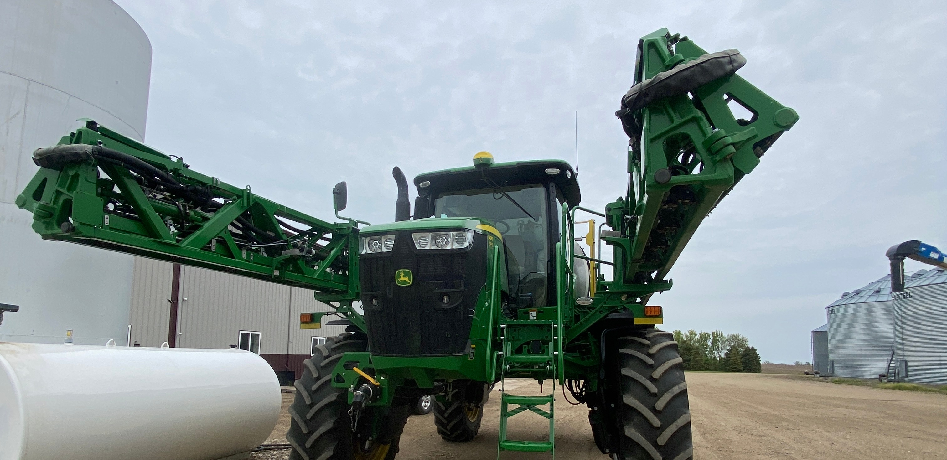 2021 John Deere R4060 Sprayer/High Clearance