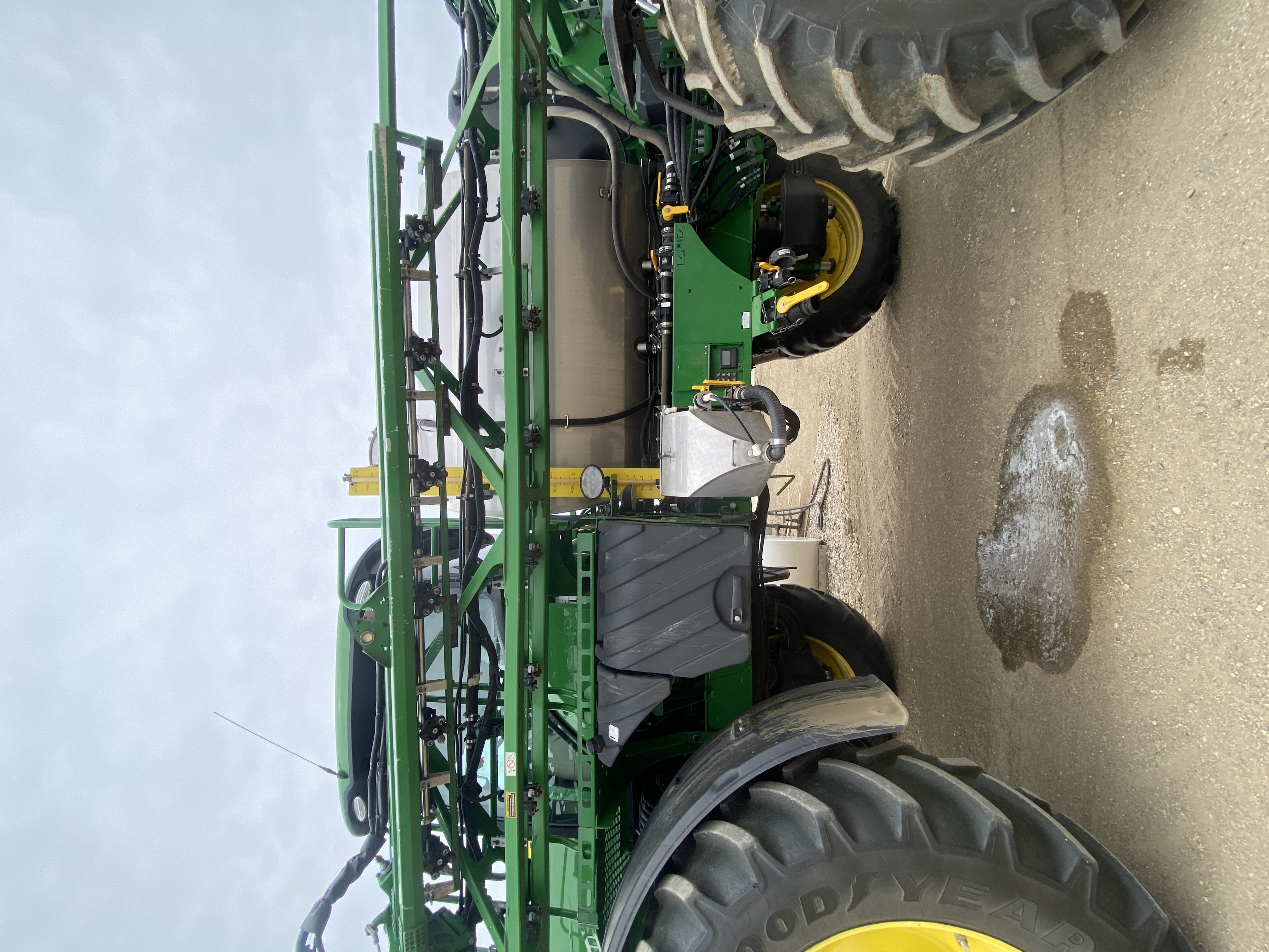 2021 John Deere R4060 Sprayer/High Clearance