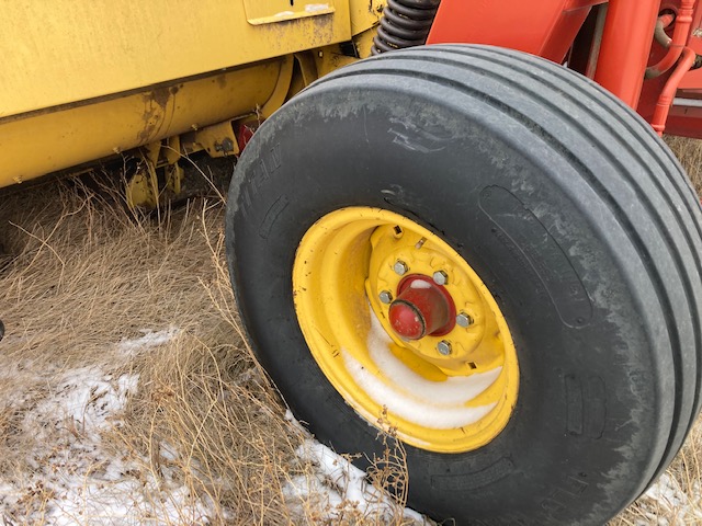 2010 New Holland H7150 Mower Conditioner