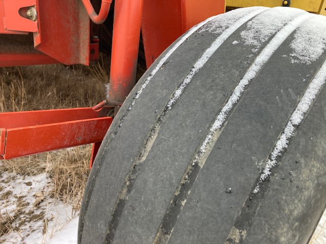 2010 New Holland H7150 Mower Conditioner