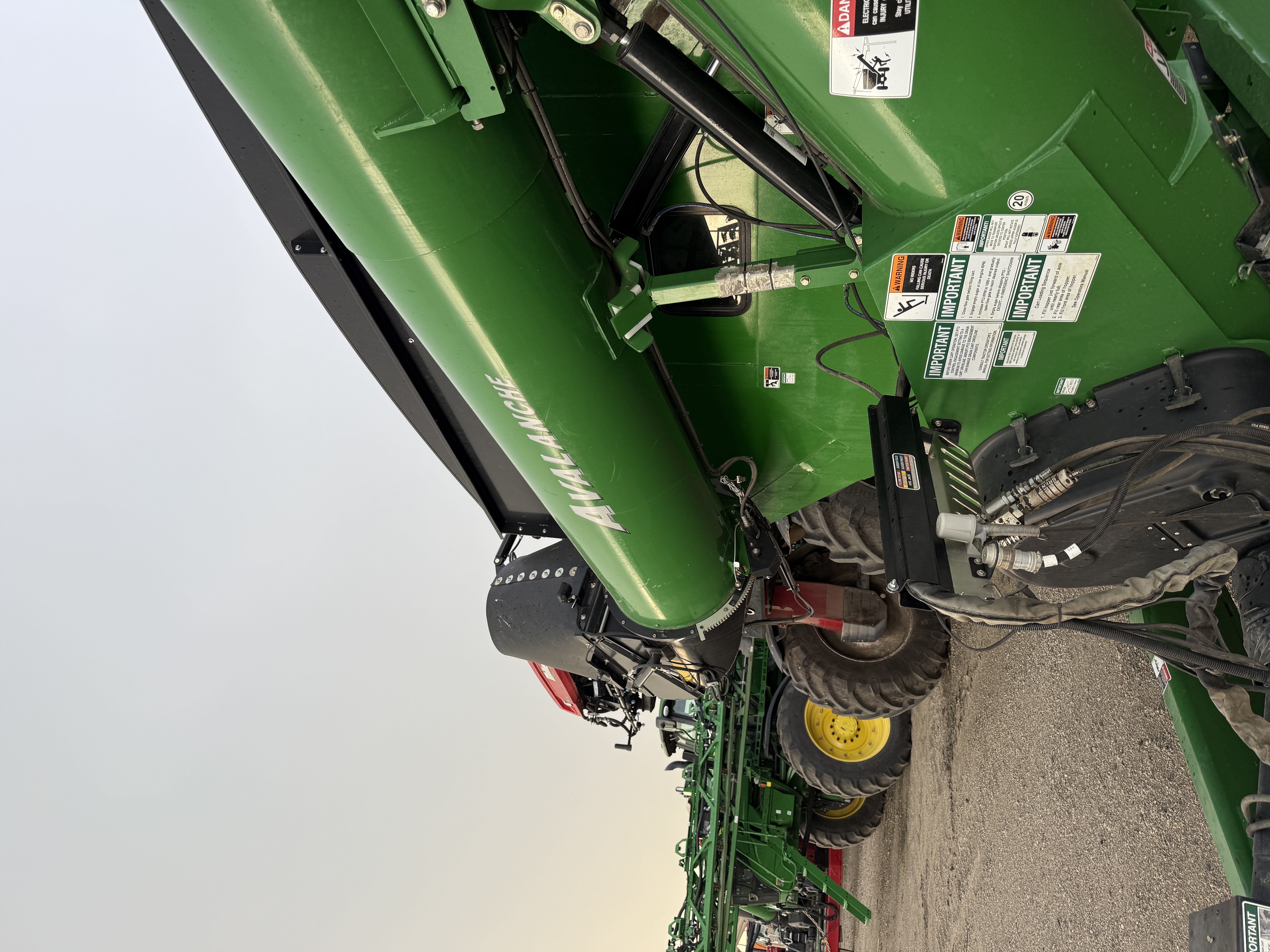 2022 Brent 2596 Grain Cart