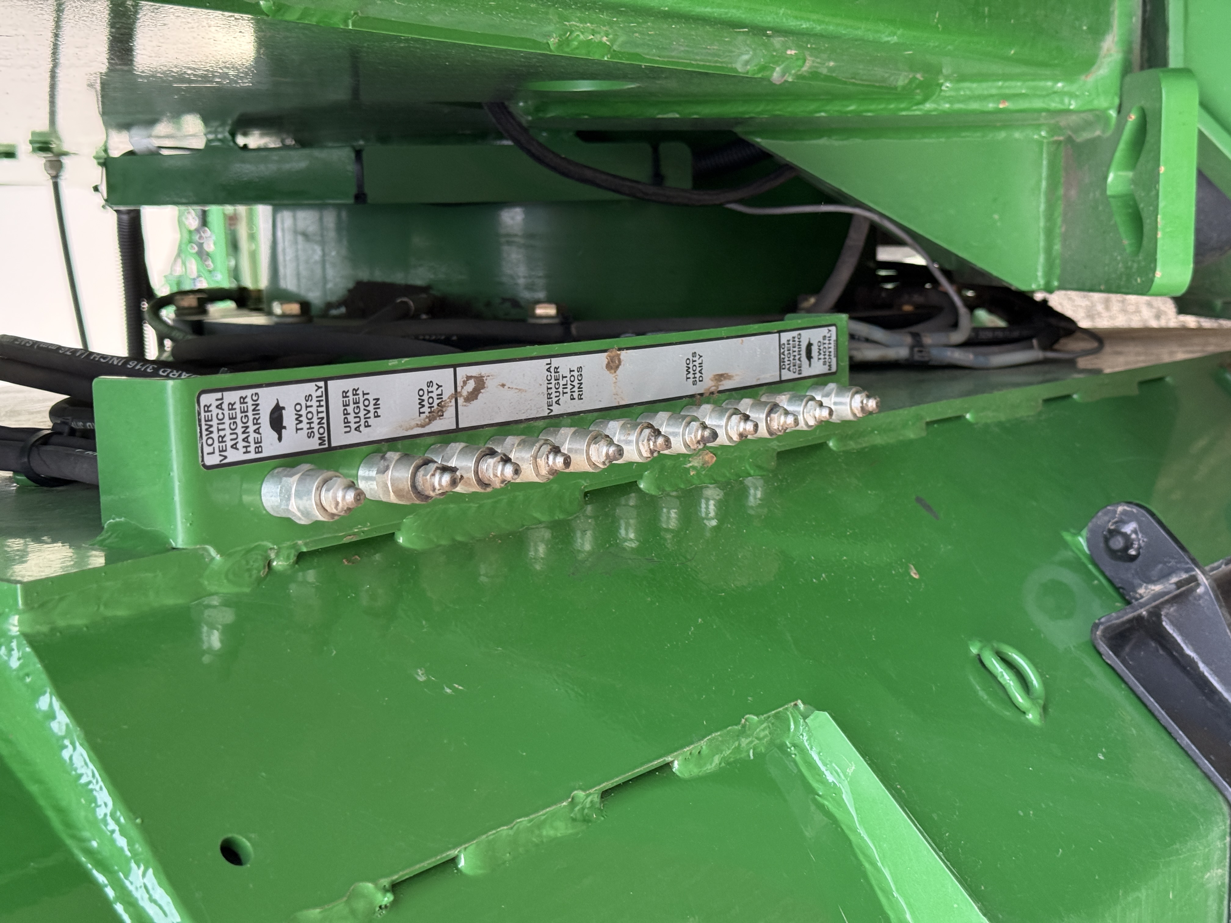 2022 Brent 2596 Grain Cart