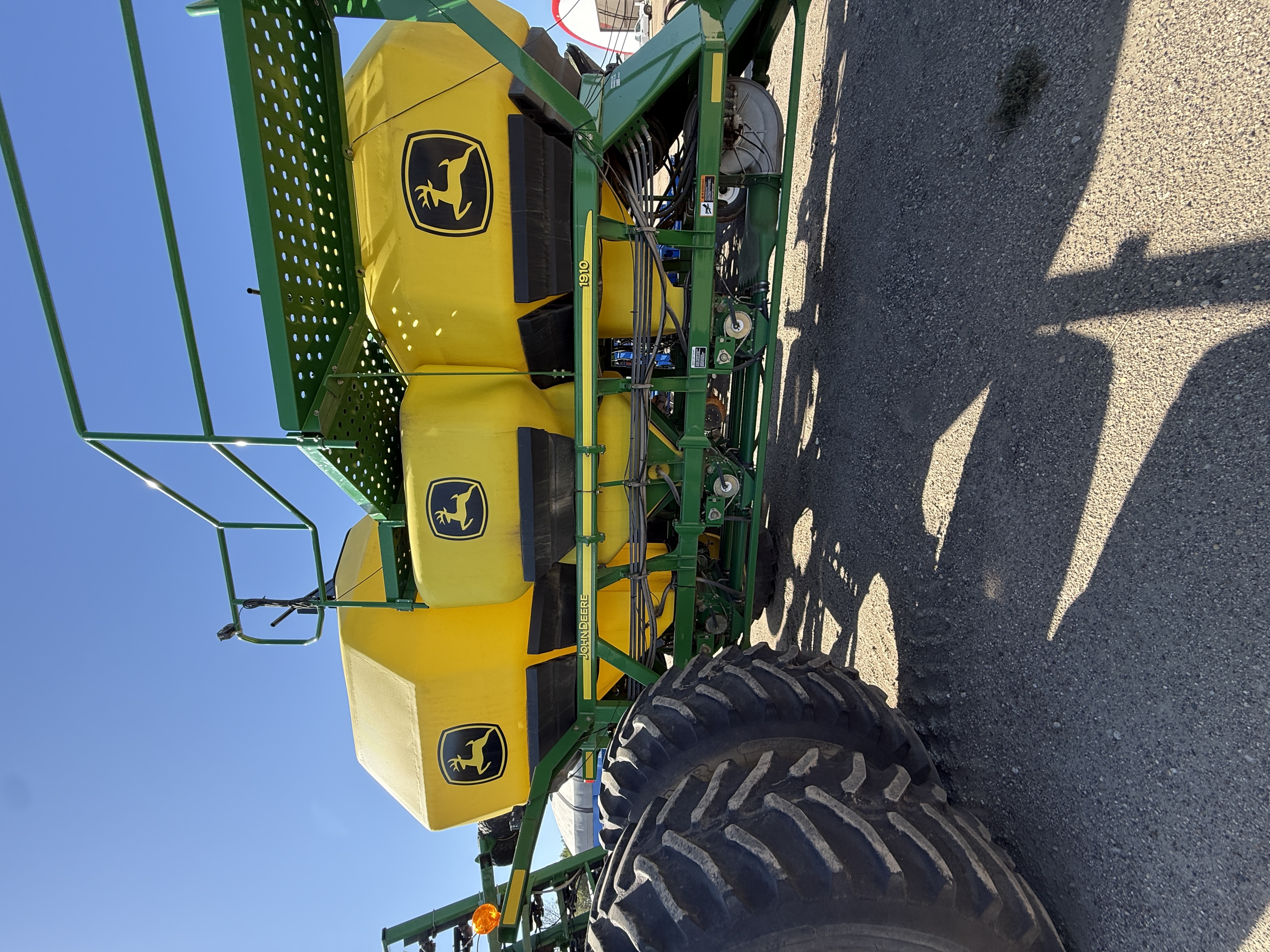 2010 John Deere 1895 Air Drill