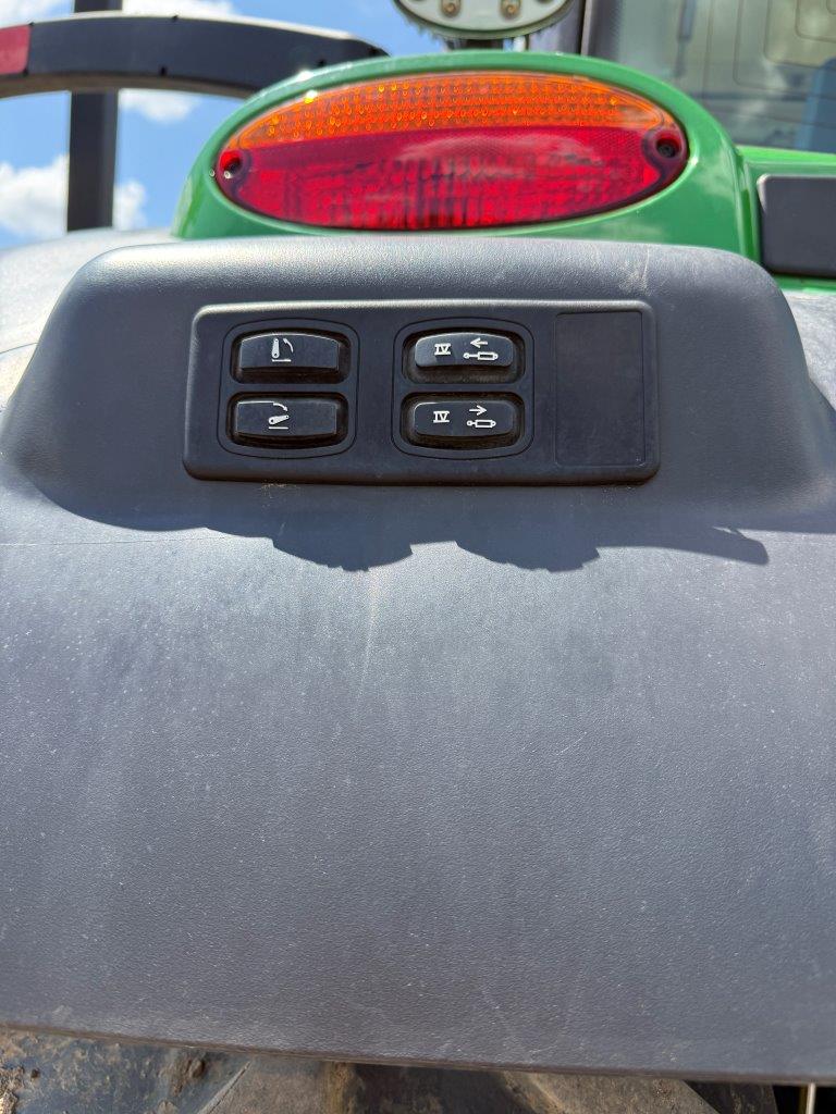 2023 John Deere 6R 215 Tractor