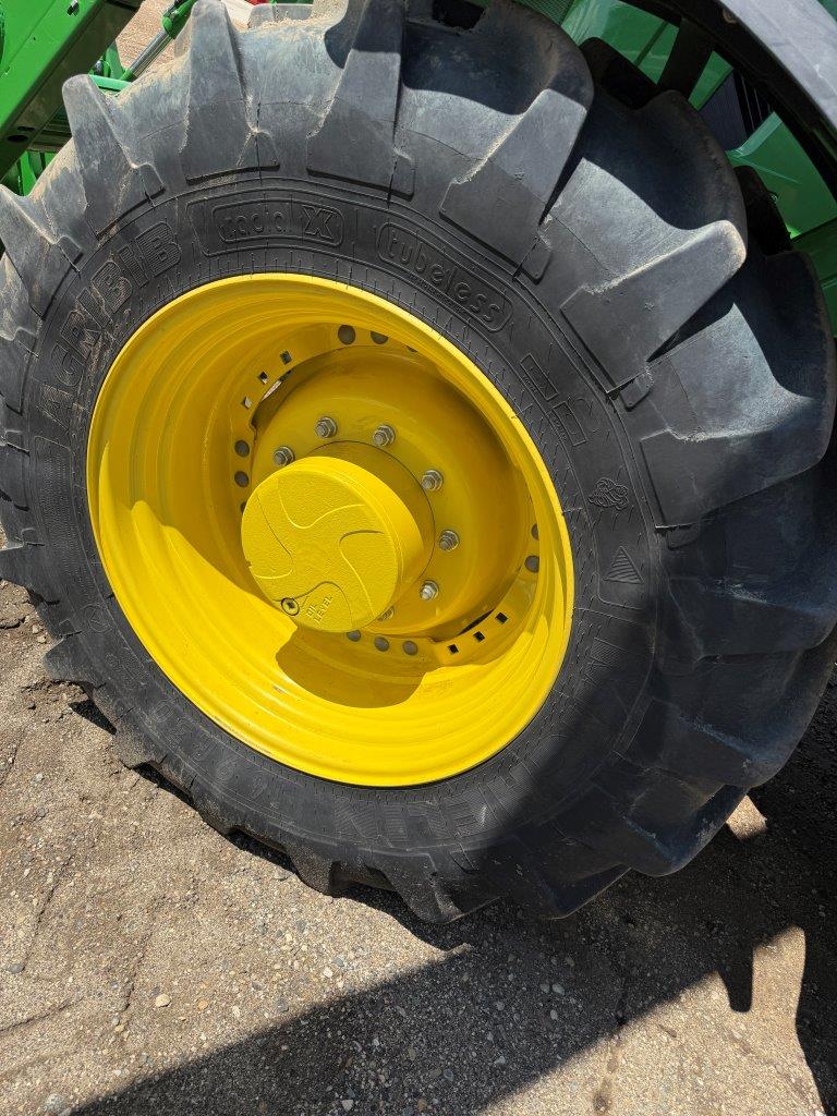 2023 John Deere 6R 215 Tractor