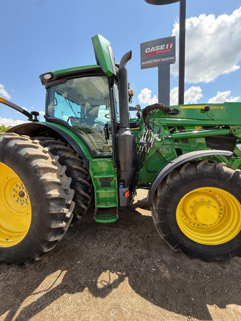 2023 John Deere 6R 215 Tractor