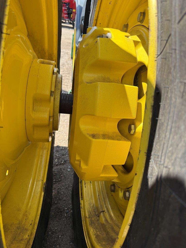 2023 John Deere 6R 215 Tractor