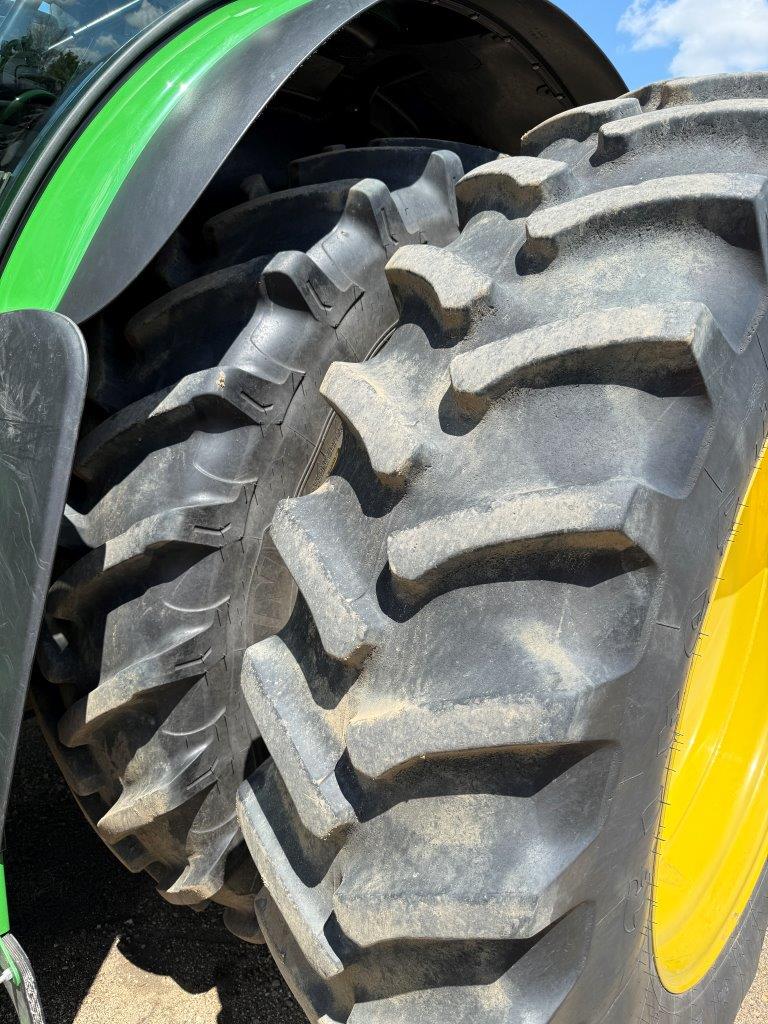 2023 John Deere 6R 215 Tractor