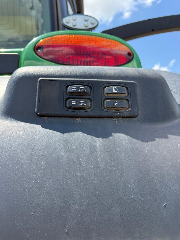 2023 John Deere 6R 215 Tractor