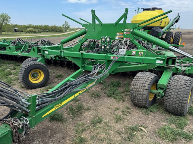 2014 John Deere 1890 Air Drill
