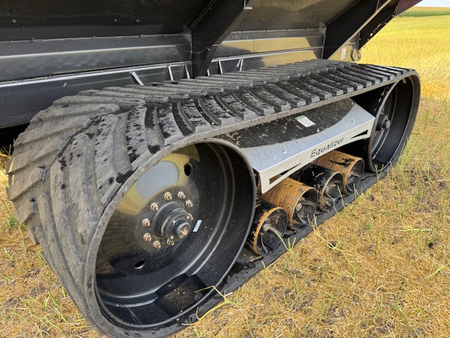 2024 Brent 2098 Grain Cart