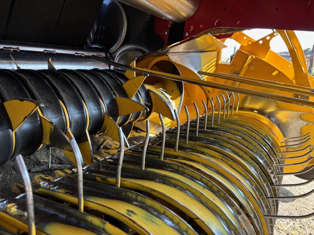 2021 New Holland RB560 Baler/Round