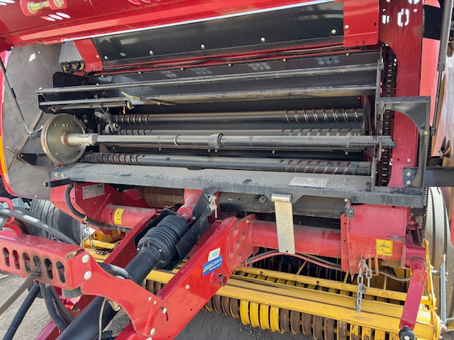 2021 New Holland RB560 Baler/Round