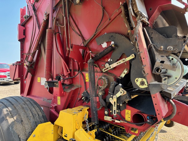 2021 New Holland RB560 Baler/Round