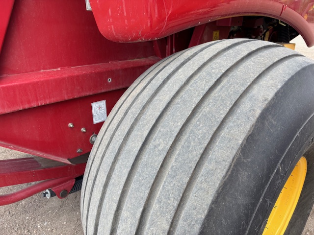 2021 New Holland RB560 Baler/Round