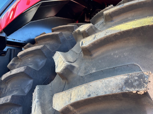 2025 Case IH MAGNUM355 Tractor