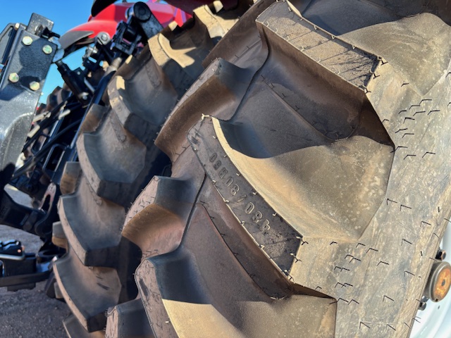 2025 Case IH MAGNUM355 Tractor