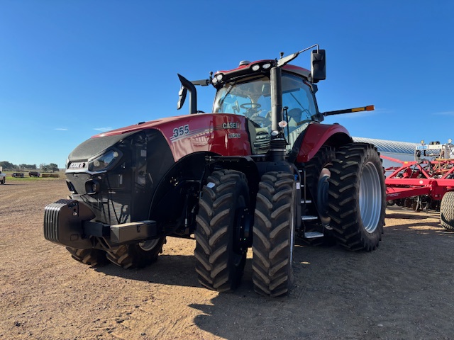 2025 Case IH MAGNUM355 Tractor