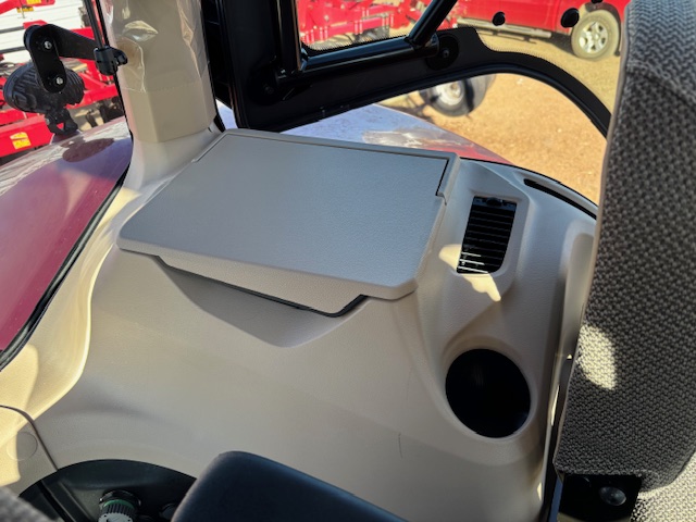 2025 Case IH MAGNUM355 Tractor