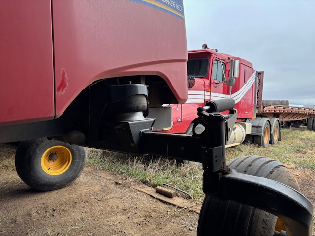2019 New Holland Speedrower 160 Windrower