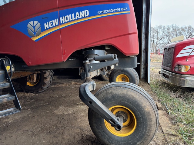 2019 New Holland Speedrower 160 Windrower